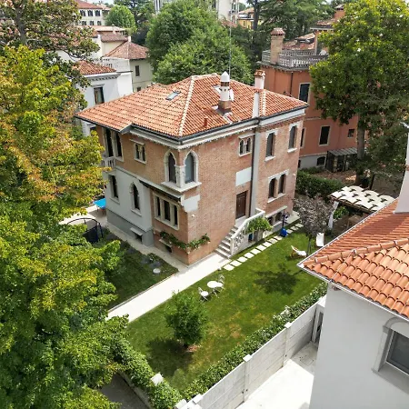 Gallo 1915, Luxurious With Garden And * Lido di Venezia